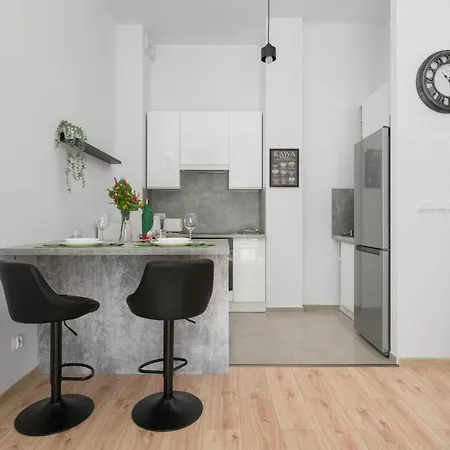 Edmunda Kajdasza Apartment Wroclaw By Renters *