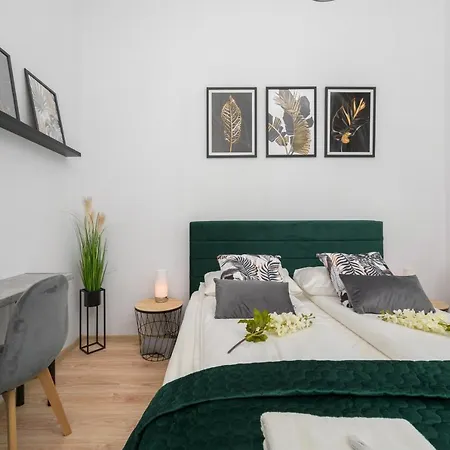 Edmunda Kajdasza Apartment Wroclaw By Renters דירה ורוצלב